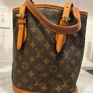 Louis Vuitton vintage monogram bucket bag